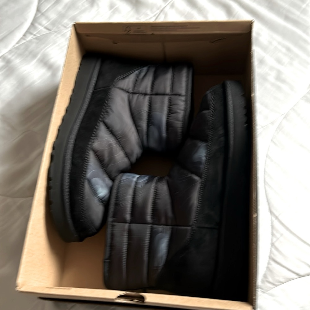 UGG Men’s Classic Mini LTA CALI TOPO New In box size 12 model #1134862